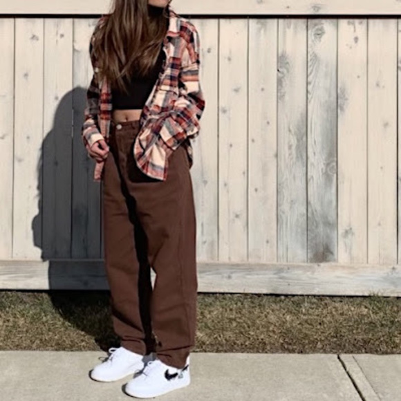 Meet your Posher, Akisha - Picture 1 of 1